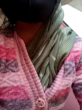 Cute-Bandna live sex cam