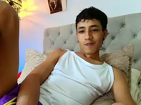 Ostin18hot's cam snapshot