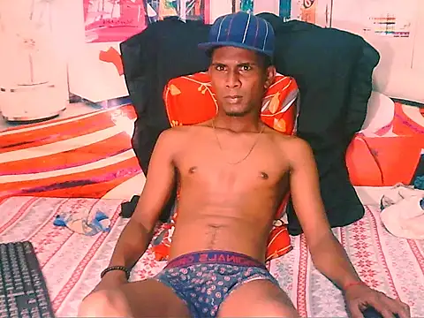 IndianThuggin's cam snapshot