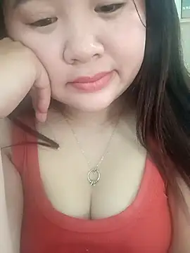 Bee-bgolden live sex cam