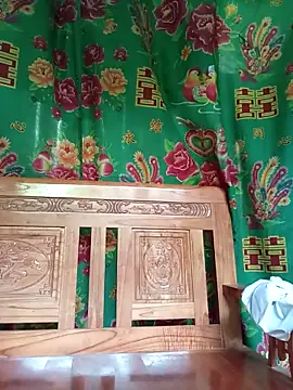 Lee-Thee live sex cam