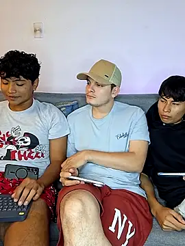 _Ottis_'s cam snapshot