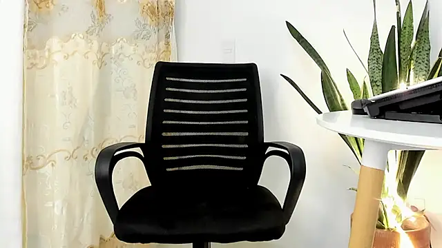 JuanDiegoKing's cam snapshot