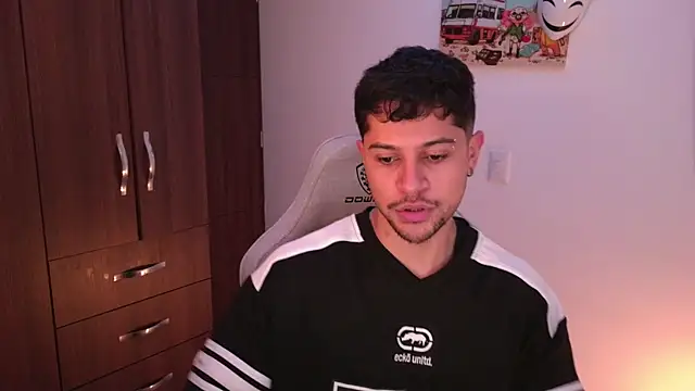 domsantiago_'s cam snapshot