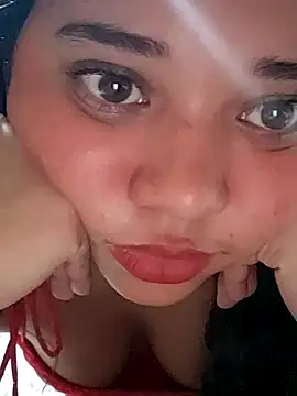 Violethroos's cam snapshot