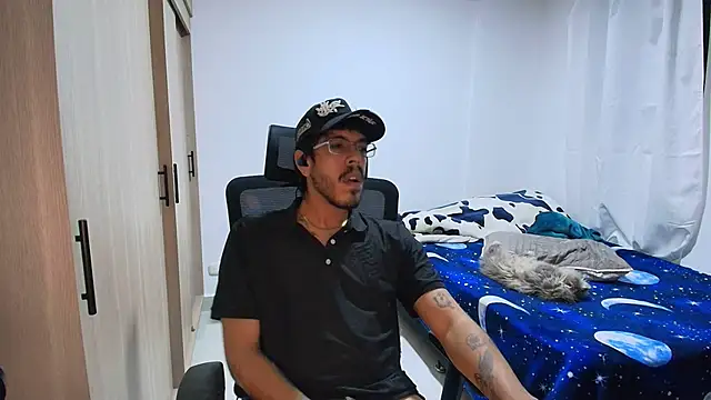 naitt_'s cam snapshot