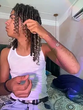 Maxim-Walker live sex cam