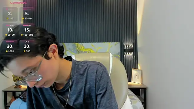 SantiagoRusso18 live sex cam