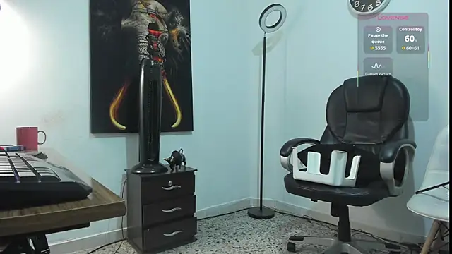 Ethan_Castellano live sex cam