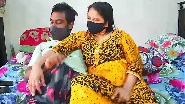 Younger_Couples live sex cam