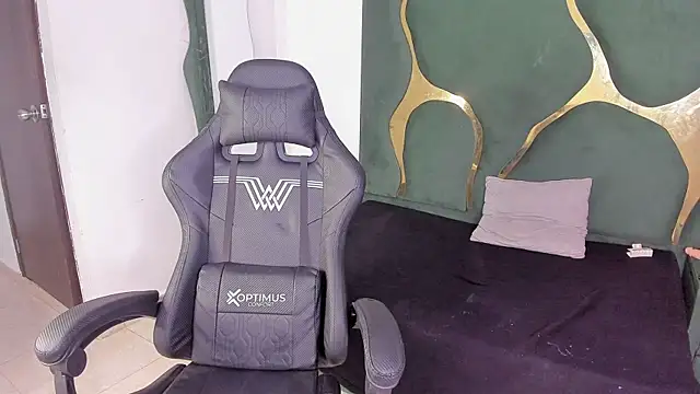 Emilyasm's cam snapshot