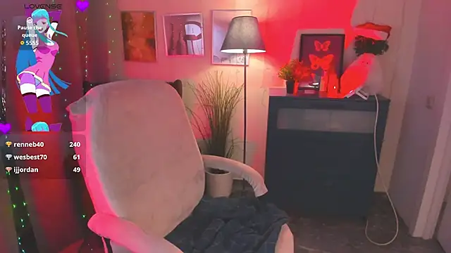 LouiseMous's cam snapshot