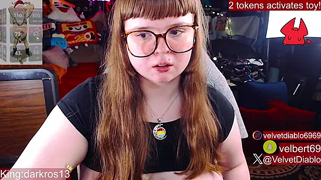 VelvetDiablo live sex cam