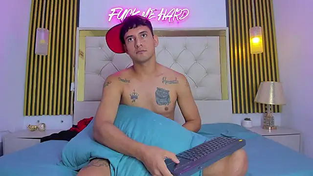 KEVIN_MCKINLEY's cam snapshot