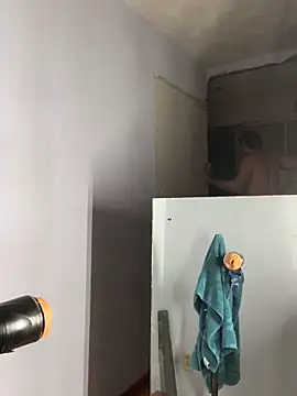 Brando2585 live sex cam