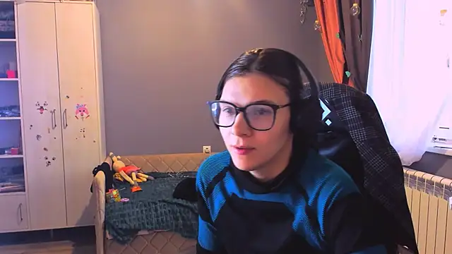 MollyLollipop's cam snapshot