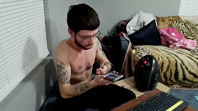 hungkubenski's cam snapshot