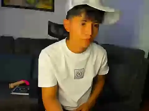 Mikke18's cam snapshot