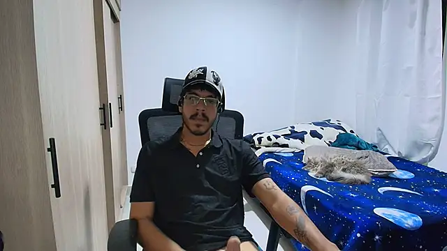 naitt_'s cam snapshot