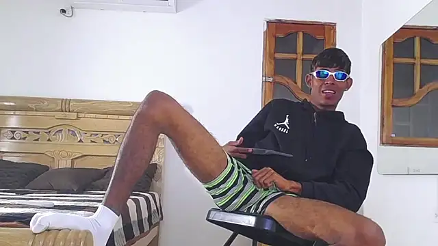 black_boy22_'s cam snapshot