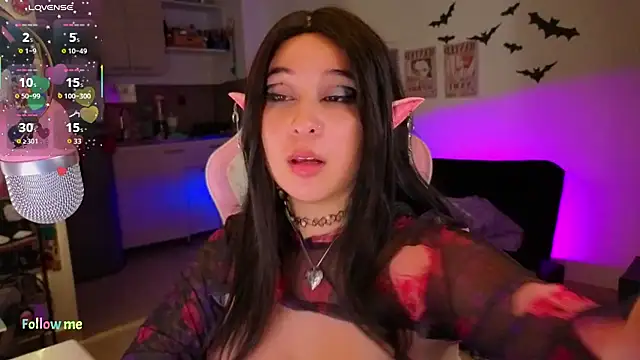 Celeste_Bauman live sex cam