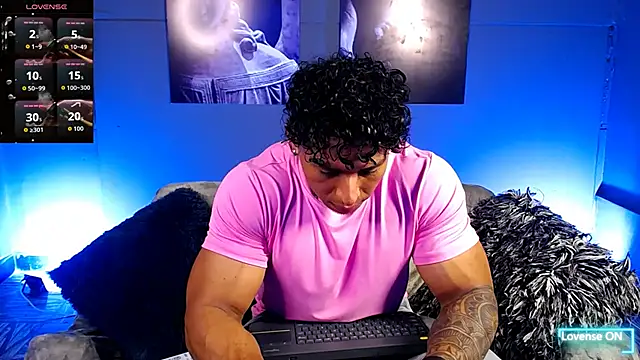 bradley_smith live sex cam