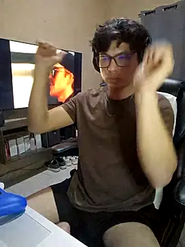 Ais_B10's cam snapshot