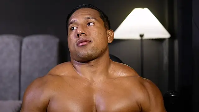 CallumMuscle live sex cam