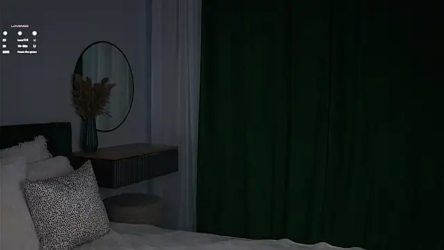 PiquingOgalala live sex cam