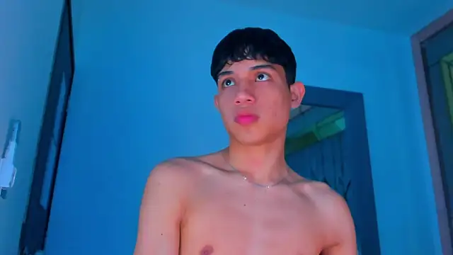 Sebax_Young live sex cam