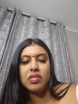 Indian_GlowingMiax live sex cam