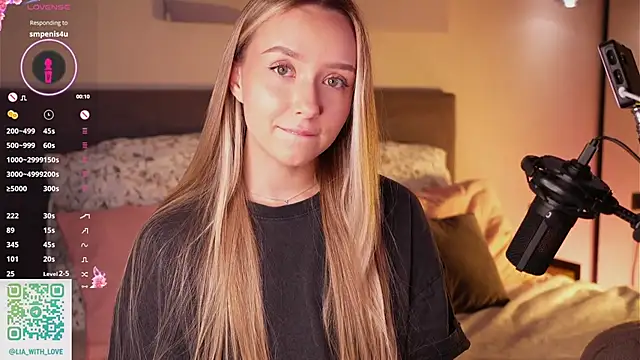 HollisBeckett live sex cam