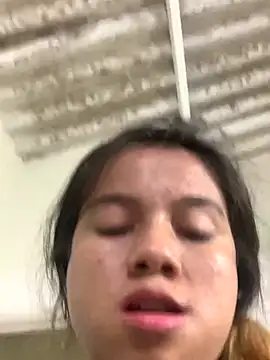 Naomi991 live sex cam