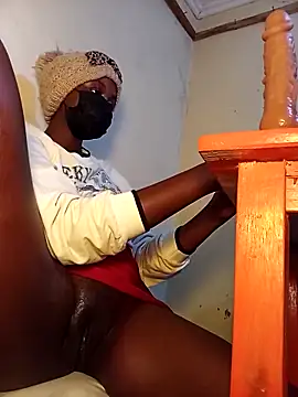 sexxylucia live sex cam