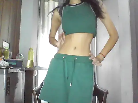 Anushka_shrma live sex cam