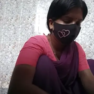 Kakoli- live sex cam