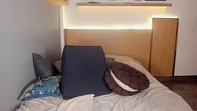 megan_dreamsss live sex cam