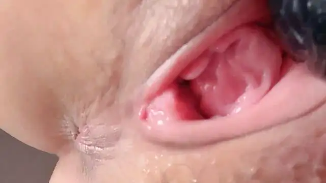 Krismil3 live sex cam