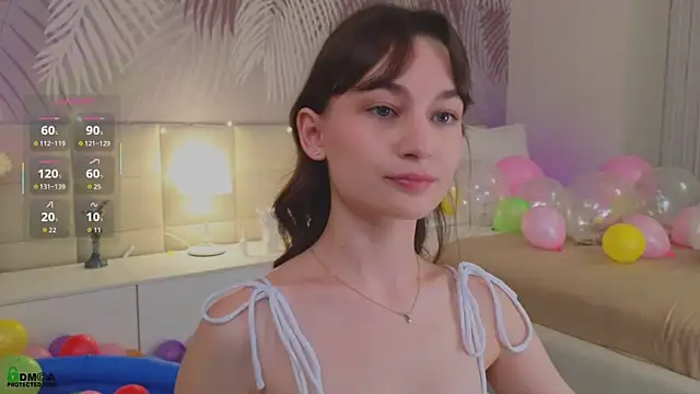 LolaPrise live sex cam