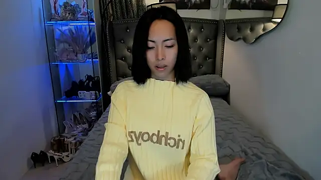 reighnempress live sex cam