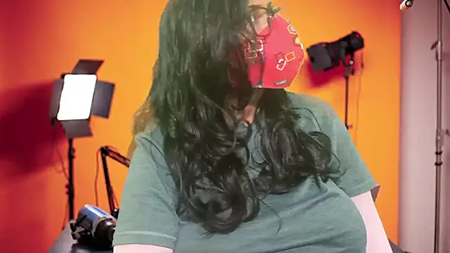 Hansika190 live sex cam