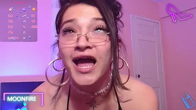 moonfiredancer live sex cam