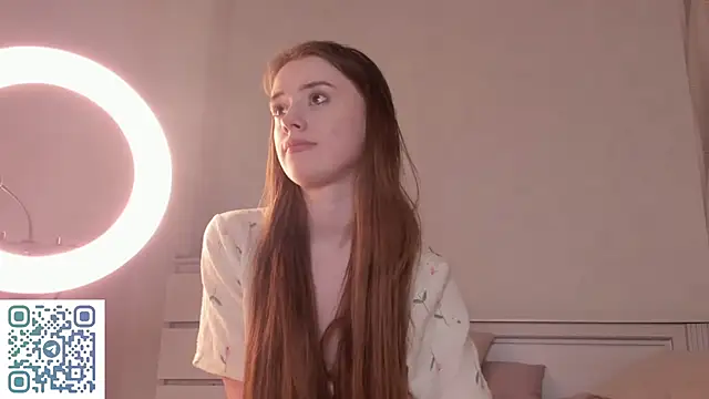 AmyForYouu's cam snapshot