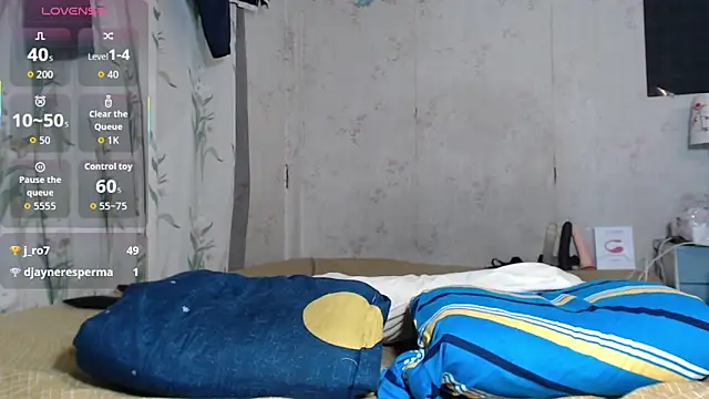 UR_LOVERBOY's cam snapshot