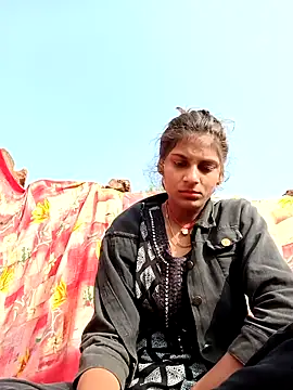 Jyoti_thakurr live sex cam