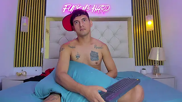 KEVIN_MCKINLEY's cam snapshot