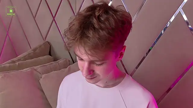 Paul_Holt's cam snapshot