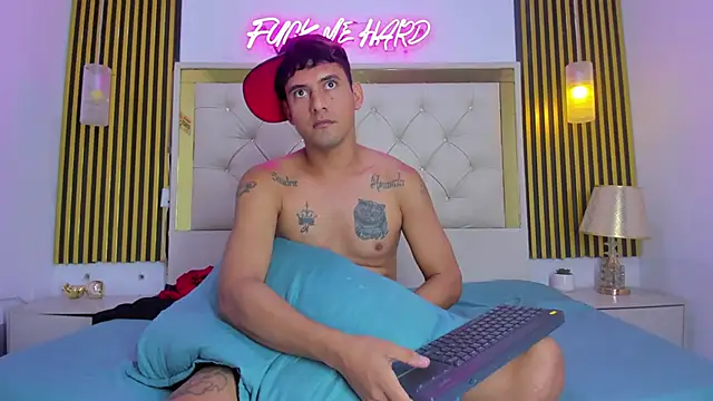 KEVIN_MCKINLEY's cam snapshot