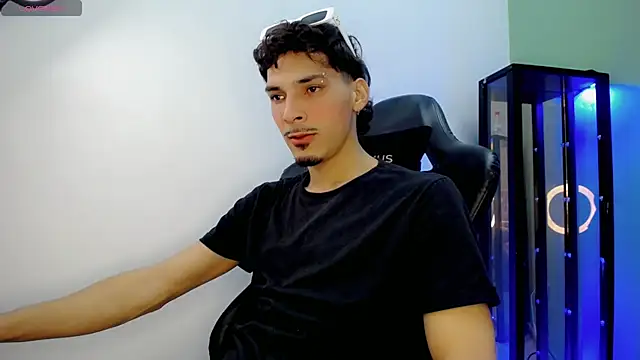 Yankeee_'s cam snapshot