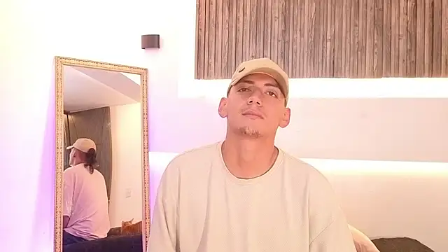 aron_and_paula live sex cam